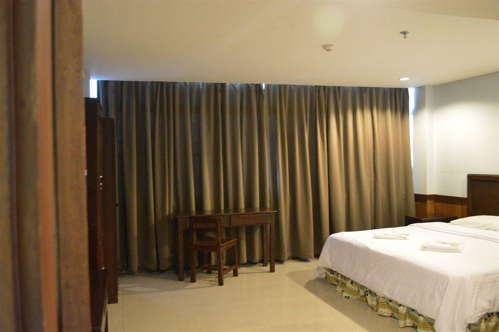 Alu Hotel Davao Exterior photo