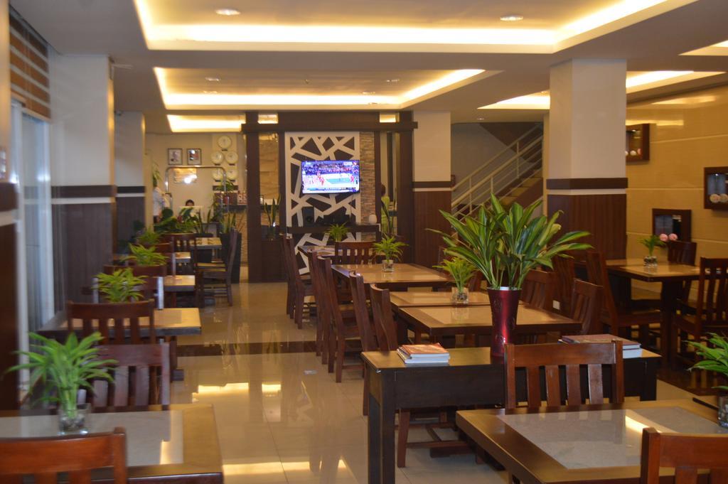 Alu Hotel Davao Exterior photo