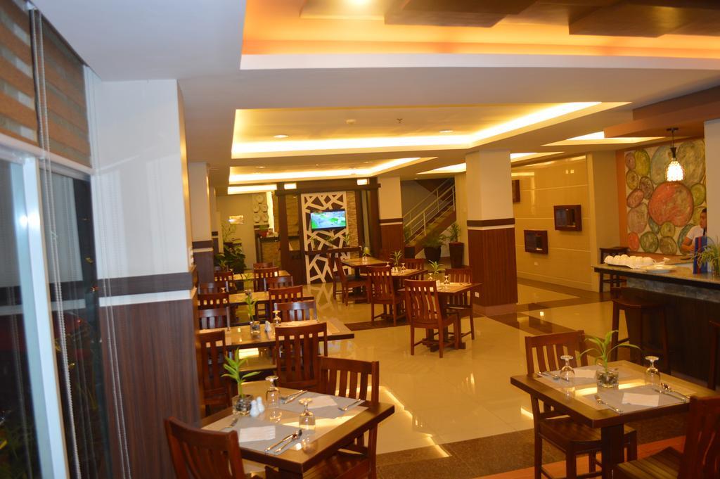 Alu Hotel Davao Exterior photo