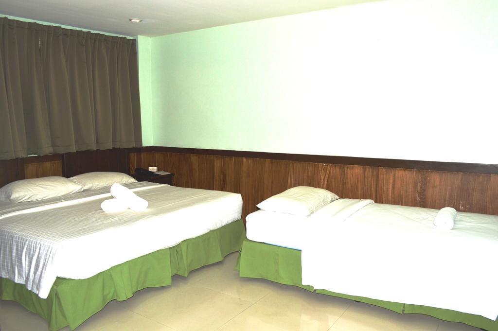 Alu Hotel Davao Exterior photo