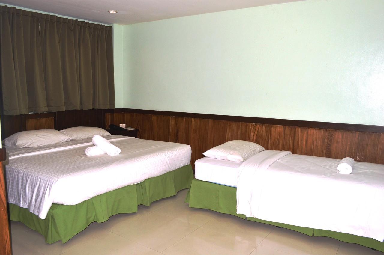 Alu Hotel Davao Exterior photo