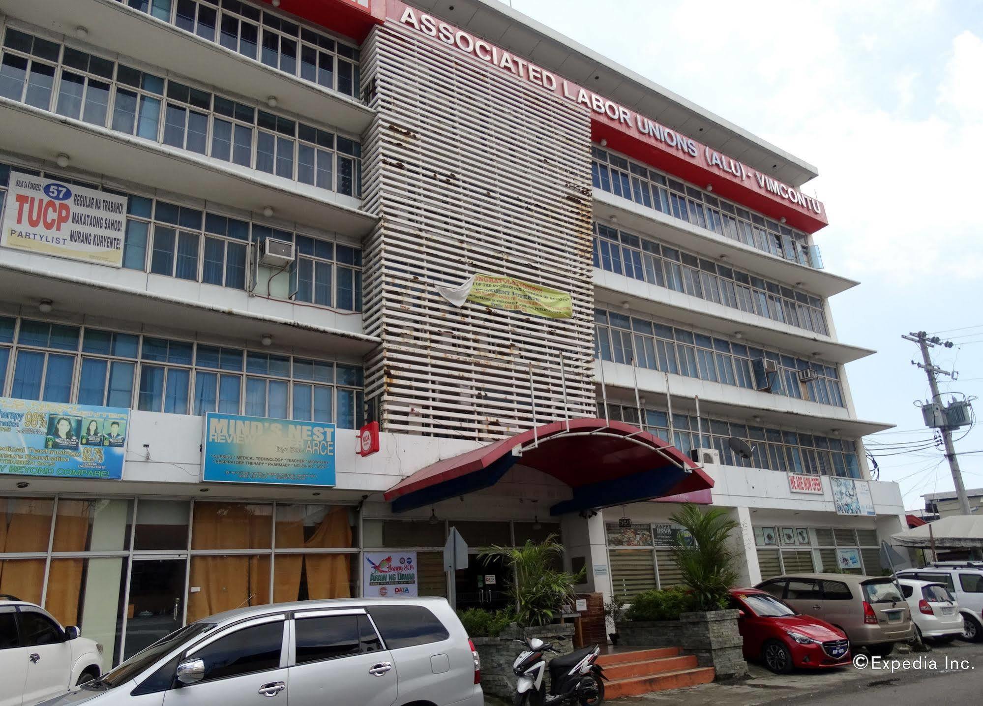 Alu Hotel Davao Exterior photo